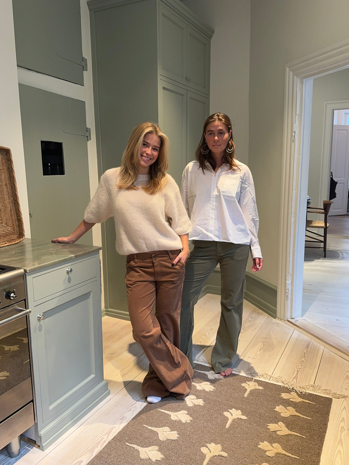 Karla corduroy pants - Khaki green