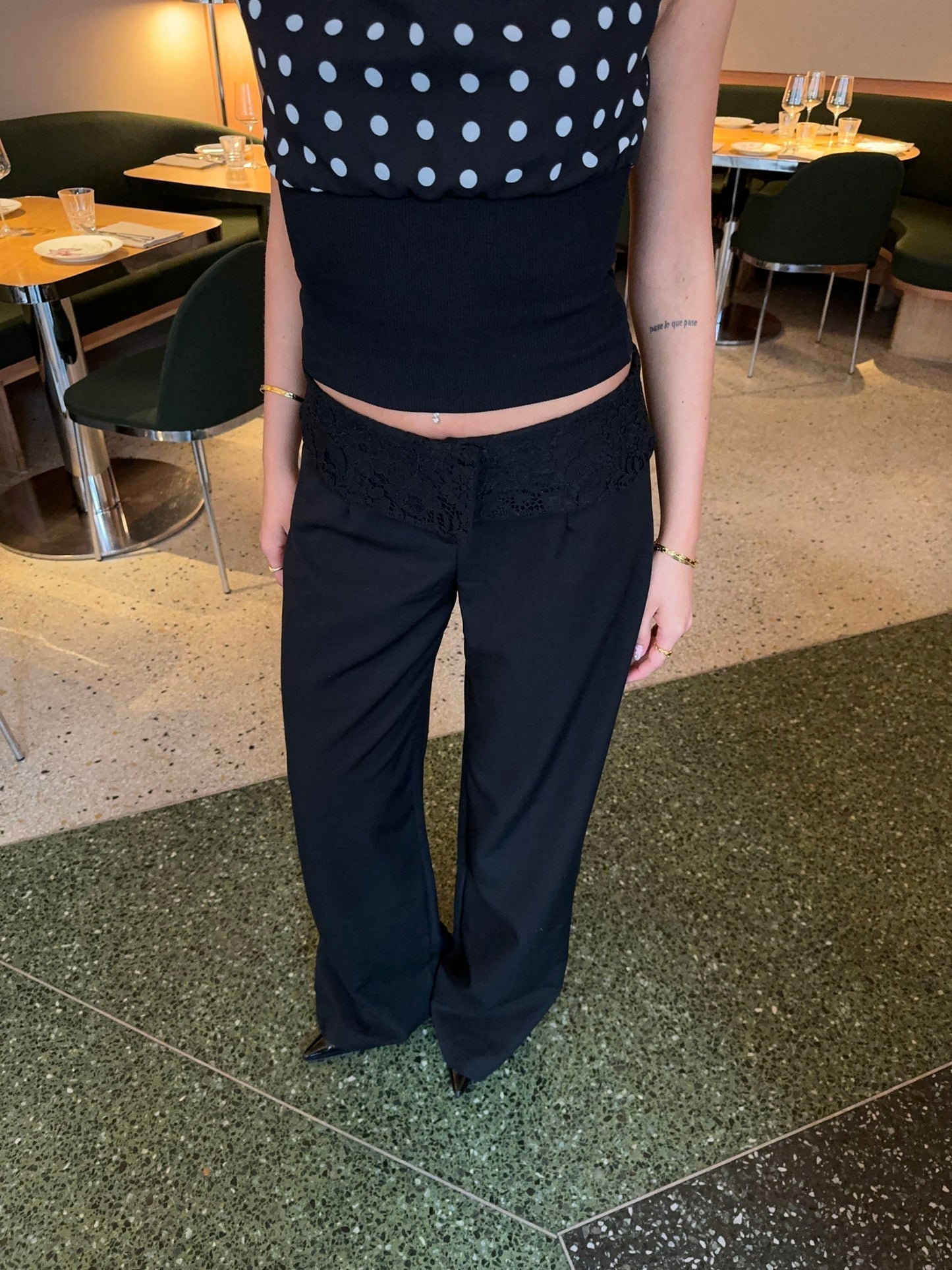 Calsia suit pants with lace trim - Black